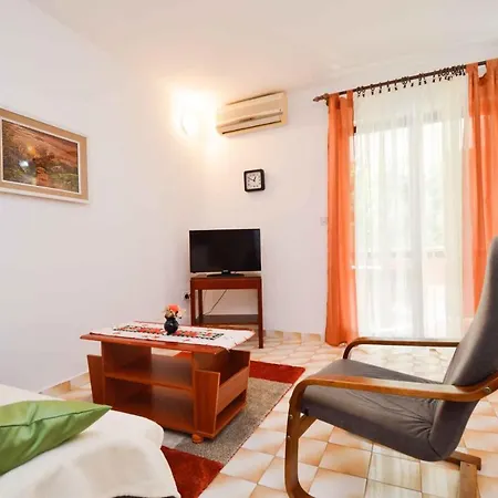 In Pula/istrien 11128 Apartman